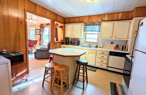 Hackensack Cabin | Your lakeside oasis awaits: perfect for families and fun!