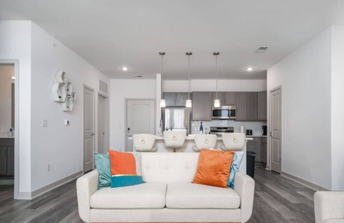 Lebanon Apartment | Your Lovely 2BD Whitestown