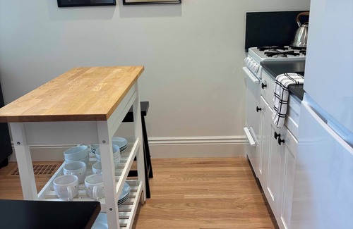 Noe Valley Condo | Your LUXURY Home Away From Home in Beautiful Noe Valley