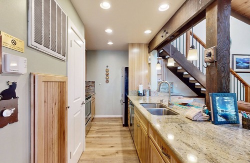 South Lake Tahoe House | Your next vacation getaway is less than 200 steps to a private beach on the lake