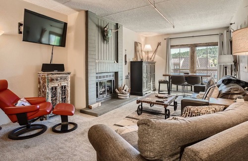 Peak 9 Condo | Your Next Vacay Awaits at Peak 9 Ski-In/Ski-Out!