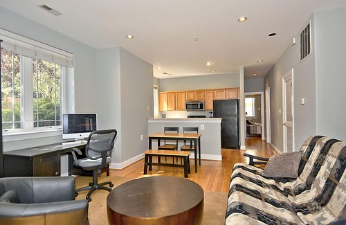 Capitol Hill Apartment | Your own private apartment in the heart of DC