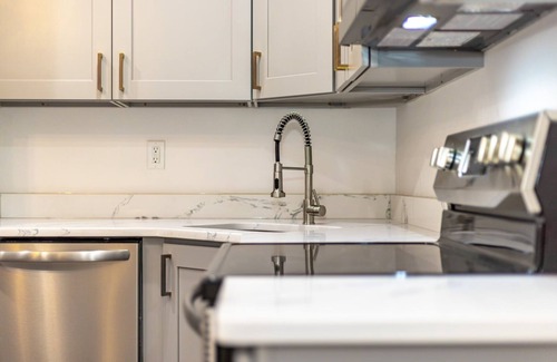 Gallaudet Apartment | Your peaceful vacation awaits!
