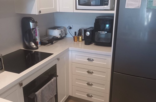 Shoal Bay Apartment | Your Perfect Backpacker Escape by the Water