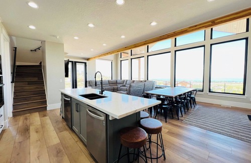 Sweetwater Cabin | Your perfect Bear Lake getaway for the whole family! Sleeps 32!