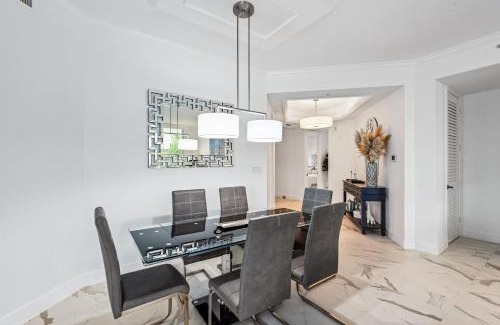 Lutz Apartment | Your perfect home away from home in beautiful Naples Florida