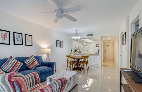 Park Shore Condo | Your Perfect Naples Retreat Relax at Park Shore Resort Snowbird Friendly