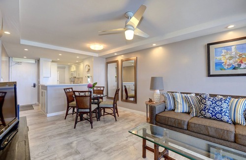 Kihei Condo | Your Perfect Poolside Haven: Royal Mauian 116 - Oceanfront Ground Floor Luxury!