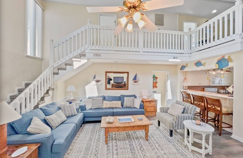 North Myrtle Beach House | Your Pet Friendly Home Away From Home!