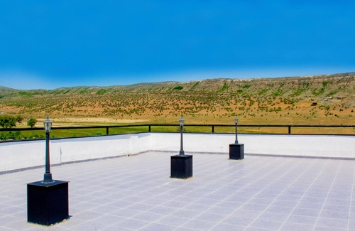 Vake-Saburtalo House | Your place of unloading