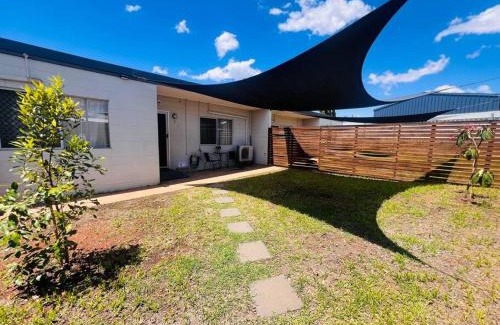 Miles End Apartment | 'Your Place on Davidson'
