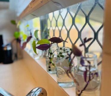 Miles End Apartment | 'Your Place on Davidson'