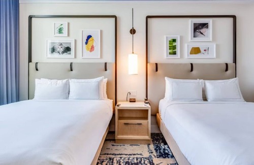 Ojus Hotel | Your Private Luxury Escape! Rooftop Swimming Pool, Pets Allowed!