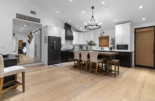 Bixby Knolls House | Your Private Resort in SoCal Awaits