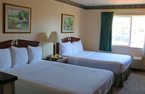 Kelso House | Your Relaxing Getaway Awaits in GuestHouse Kelso Longview! 2 Affordable Units