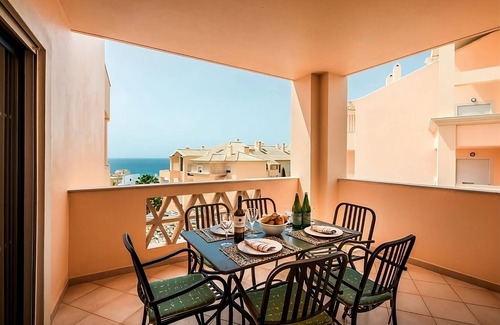Praia da Luz House | Your Relaxing Getaway Awaits! Full Kitchen, 3 Swimming Pools, Close to Luz Beach