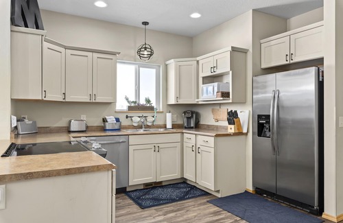 Dillon House | Your small town getaway USA Dillon Montana