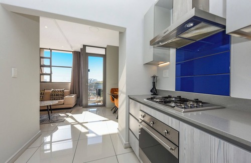 Greater Johannesburg Metropolitan Area Apartment | Your Stylish and Spacious Rosebank Studio