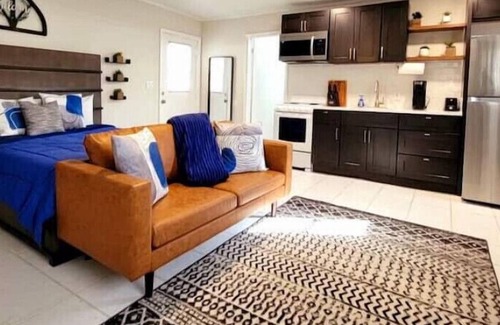 Palm Beach - West Palm Beach House | Your Suite in Palm Beach!