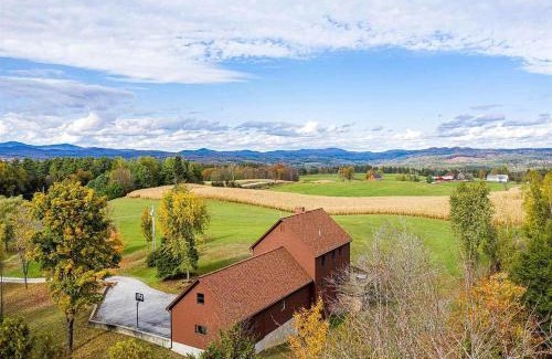 Plainfield House | Your Vermont Homeaway from home