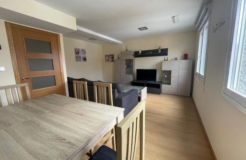 Ourense Apartment | YourHouse Maca I