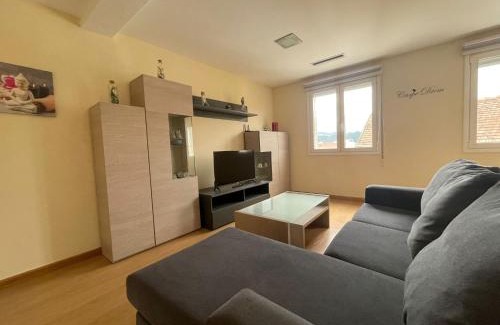 Ourense Apartment | YourHouse Maca I