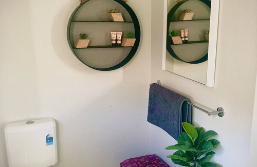 Myrtleford House | Yours & Theirs Pet Friendly Accommodation