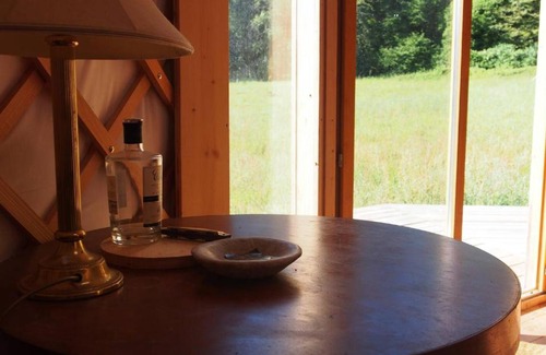 Ploerdut Other | Yourte douillette, sauna, petite rivière, promenades bucoliques et sauvages