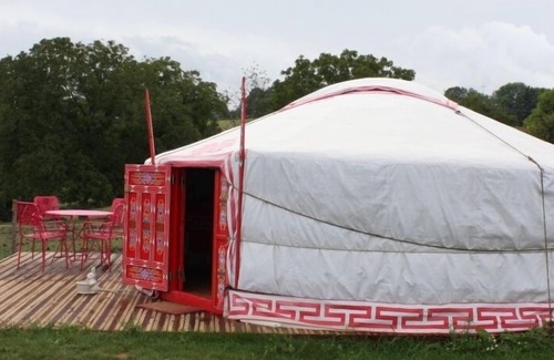 Saint-Mamet-la-Salvetat Cabin | Yourte Mongole