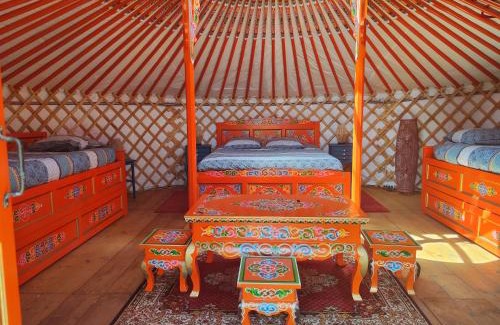 Marcoux Other | Yourte traditionnelle mongole