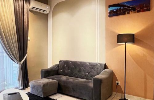 Nilai Apartment | Youth City Cozy Pool View Homestay Nilai by TR
