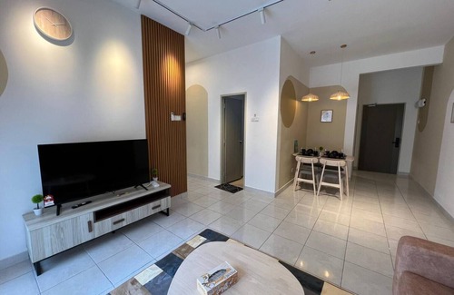 Nilai Apartment | Youth City Residence/2 Room/KLIA/Nilai/Pool