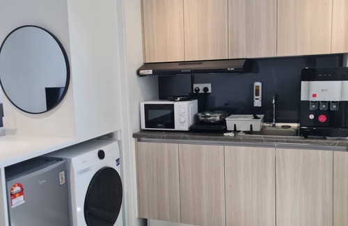 Nilai Apartment | Youth City Residence/Studio/KLIA/Nilai/Pool