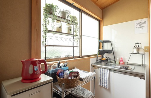 Yoyogi Apartment | Yoyogi Ivy Full | 2BR Unit with King Sized Bed