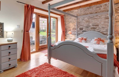 Llangollen House | Ystabl y Berwyn in Llangollen