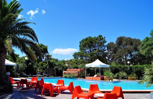 Sainte-Lucie-de-Porto-Vecchio Villa | "Yucca" Ideal for family/friends, 300m from 1 white sand beach, Large private pool