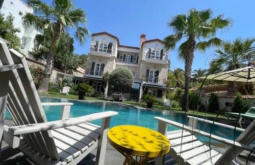 Hacımemis Hotel | YuGa Alacati