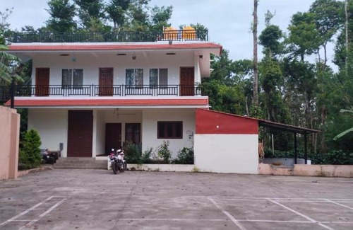 Virarajendrapet House | Yugaestatestay