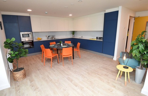 Cork City Centre Apartment | Yugo Explore - Lee Point