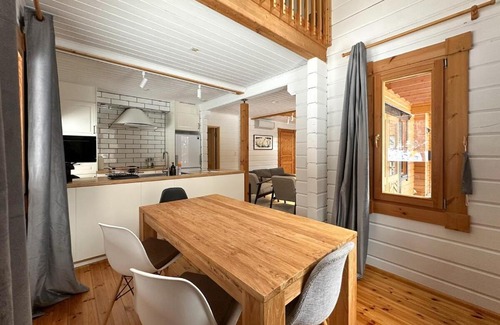 Iimori Ski Chalet | Yukiguni - Chic alpine log house