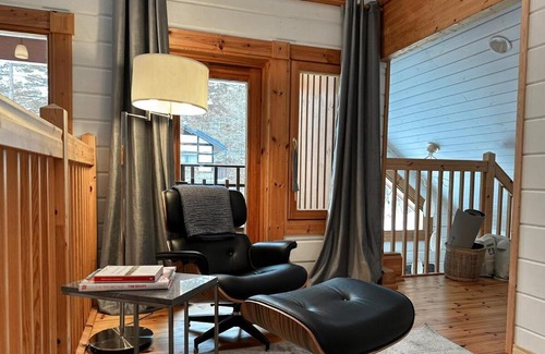 Iimori Ski Chalet | Yukiguni - Chic alpine log house
