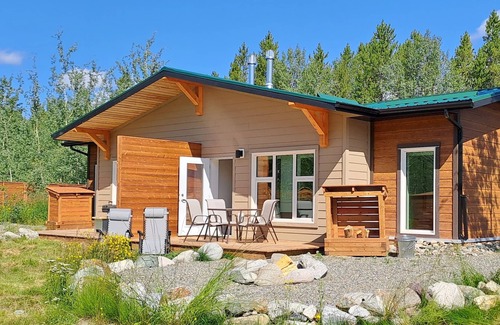 Whitehorse House | Yukon Hot Springs Suite #34