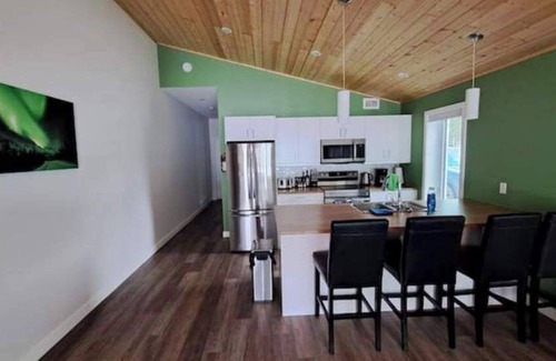 Whitehorse House | Yukon Hot Springs Suite #36