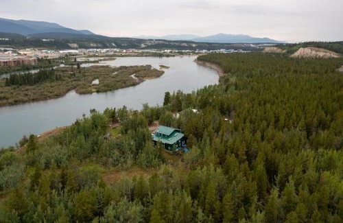 Whitehorse Bed & Breakfast | Yukon River Farm