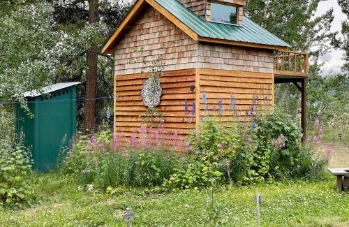 Whitehorse Bed & Breakfast | Yukon River Farm