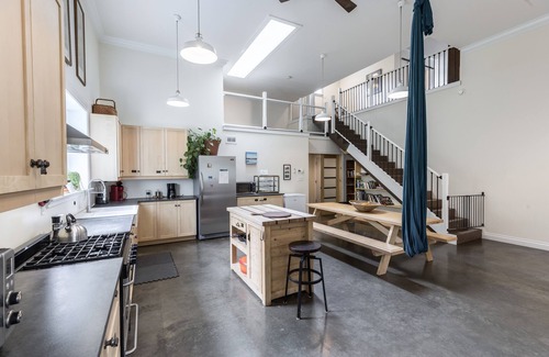 Whitehorse Other | Yukon River Farm: Getaway