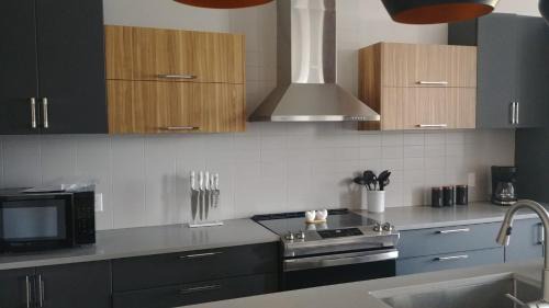 Ville-Marie Apartment | Yulux two Old Montreal luxurious apartments