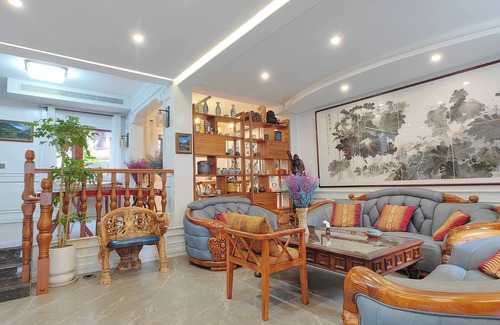 Fenghuang Bed & Breakfast | yunlushanju