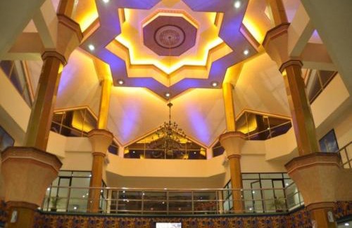 Peterongan Resort | Yusro Hotel Restaurant & Convention