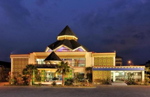 Peterongan Resort | Yusro Hotel Restaurant & Convention